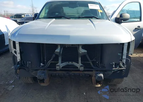 2010 Chevrolet Silverado 1500 Ls from USA, damaged, VIN 1GCSCREA2AZ115170